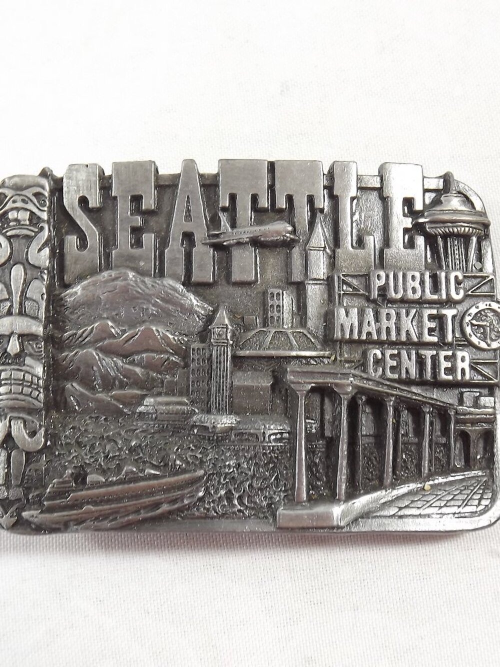 Seattle Souvenir Belt Buckle, Public Market Center